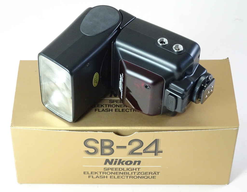Nikon SB-24