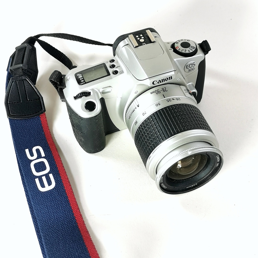 Canon EOS300 mit 28-90mm Kit Zoom