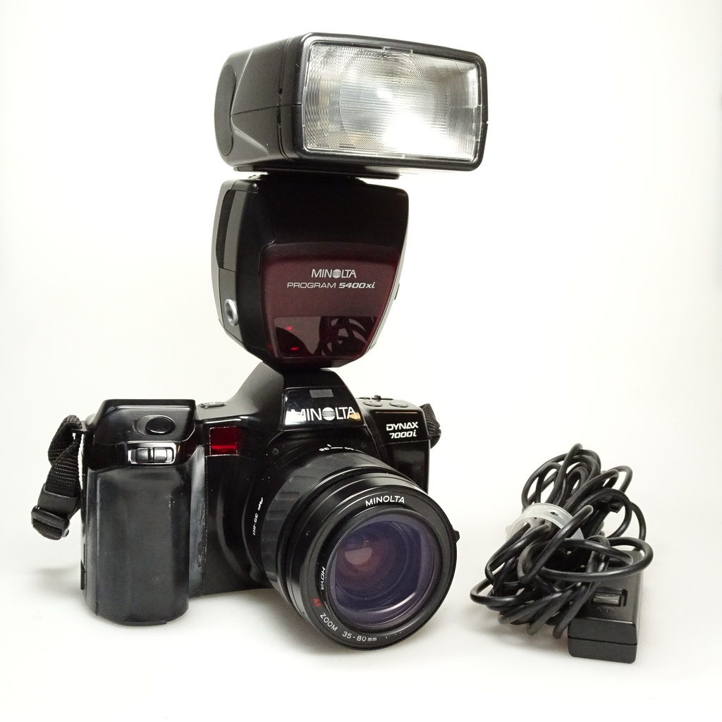 Minolta 7000i + AF 35-80 f4-5.6 mit Blitz 5400xi und Drahtauslöser