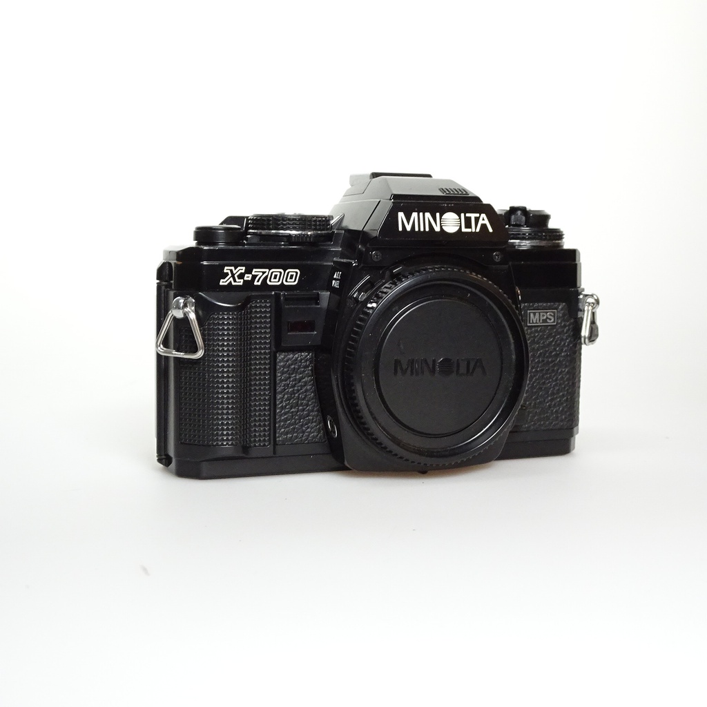 Minolta X700