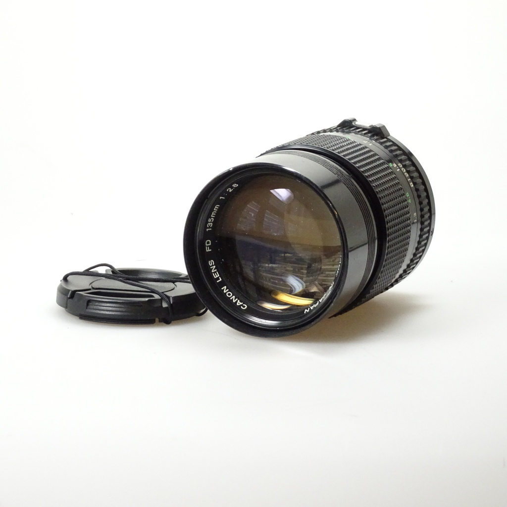 Canon FD 135mm f2.8