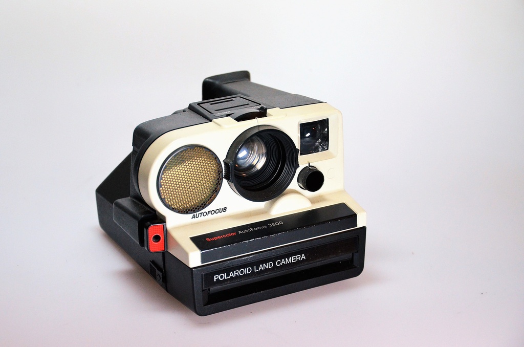 Polaroid Land Camera Supercolor AutoFocus 3500 (benötigt SX-70 Film)