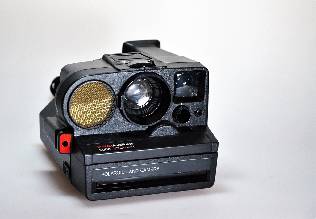 Polaroid Land Camera Sonar AutoFocus 5000 (benötigt SX-70 Film)