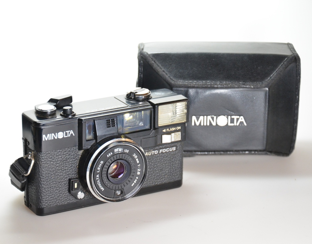Minolta Hi-Matic AF2 (Blitz defekt)