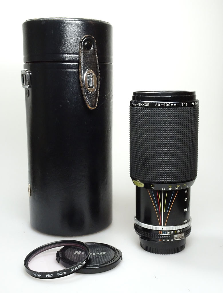 zoom-NIKKOR 80-200mm F/4