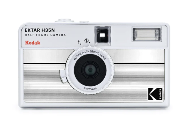 KODAK EKTAR H35N Halbformat Kamera striped silver