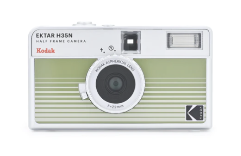 KODAK EKTAR H35N Halbformat Kamera striped green