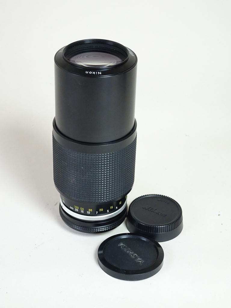 Zoom-Nikkor 80-200 mm 4.5