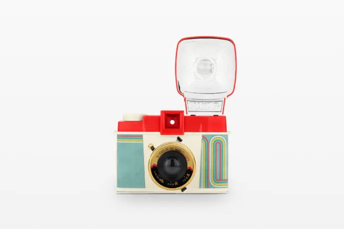 Lomography Diana F+ Kamera & Blitz 10 Years Anniversary