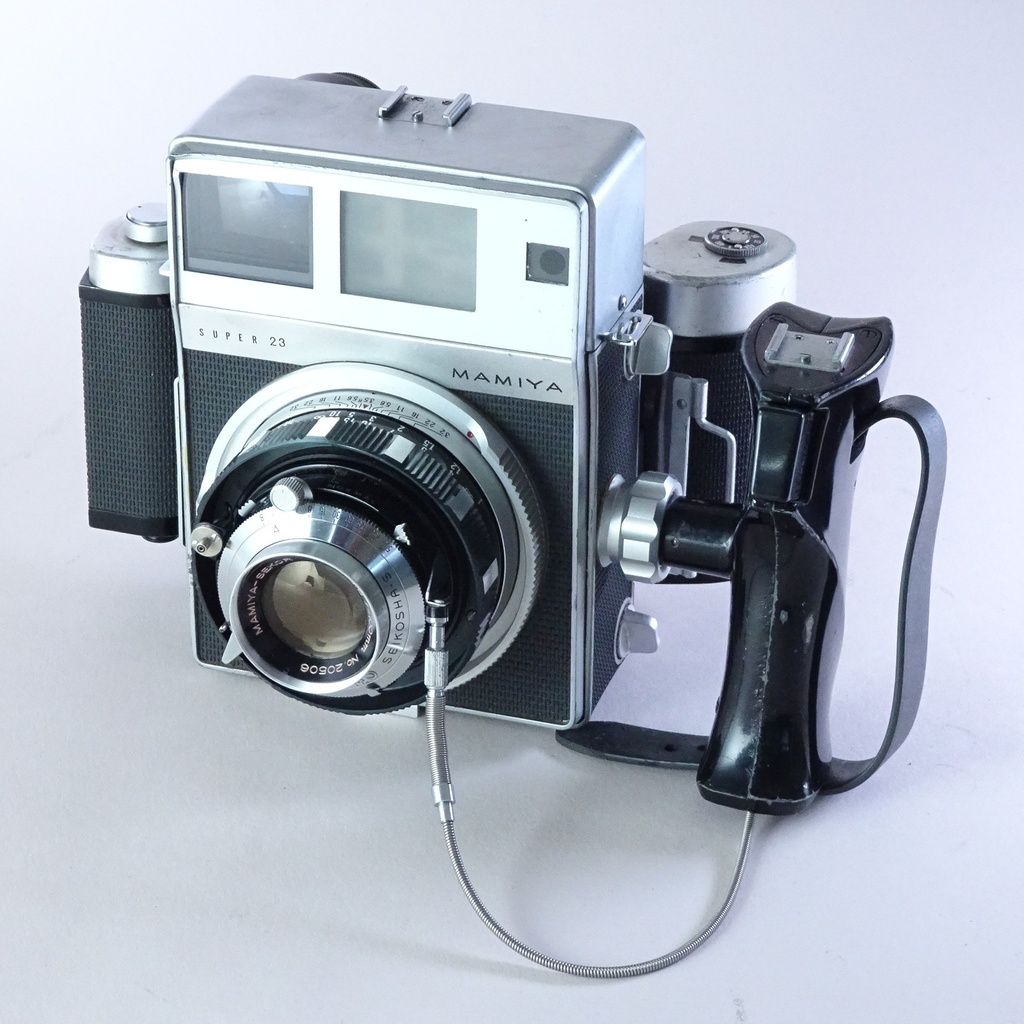 Mamiya Super 23, 100mm 3.5, 6x9 Back und Mattscheibe (Linse revidiert)