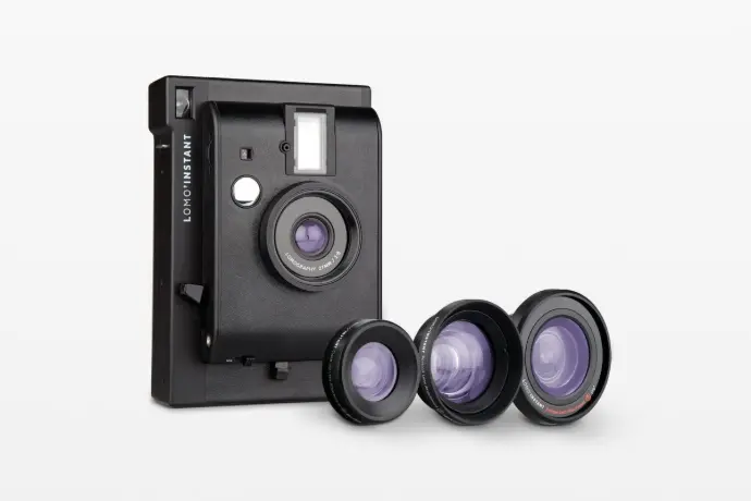 Lomo’Instant Camera Black Edition