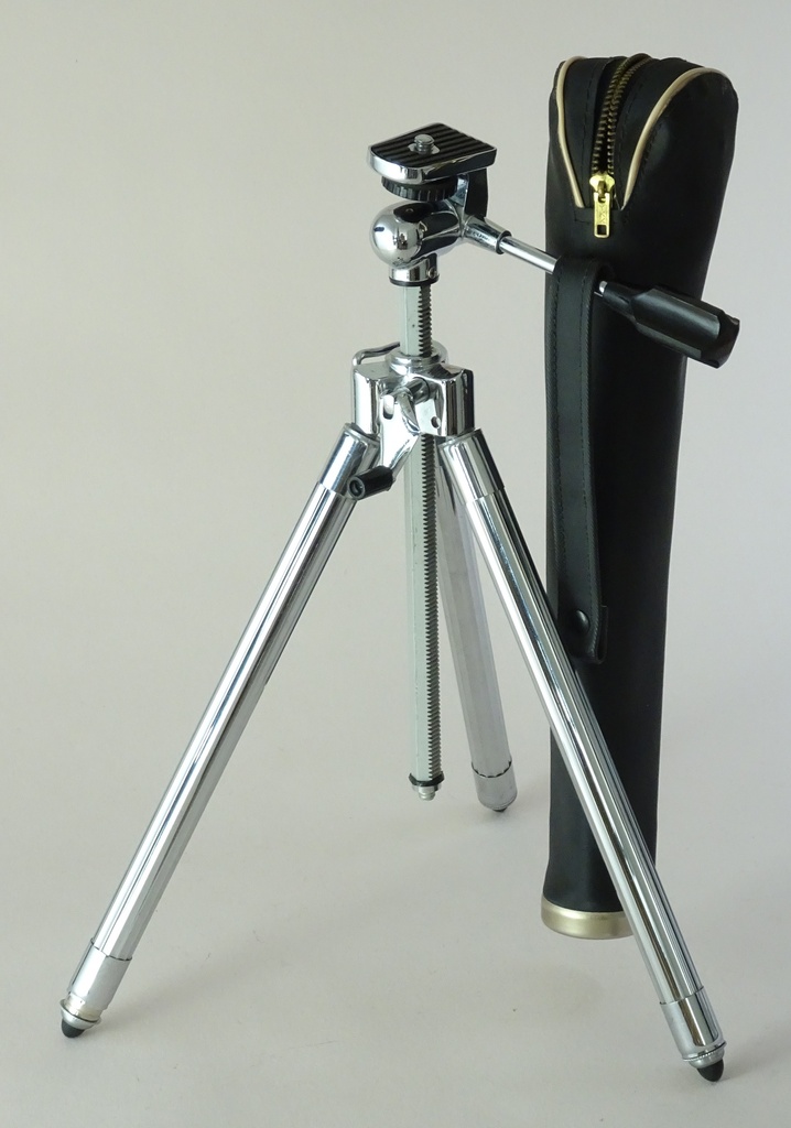 Kleines Stativ mit Etui
