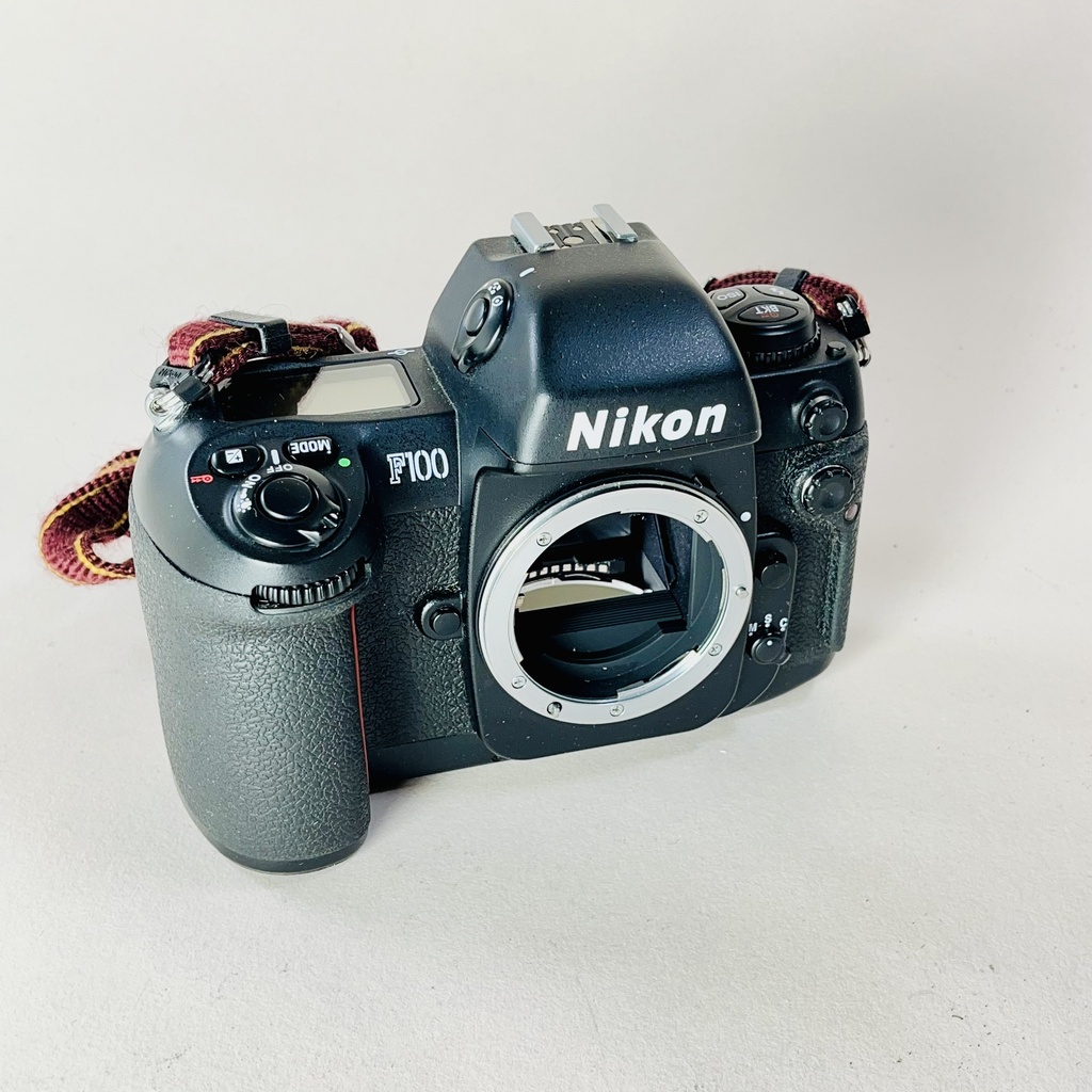 Nikon F100 Body