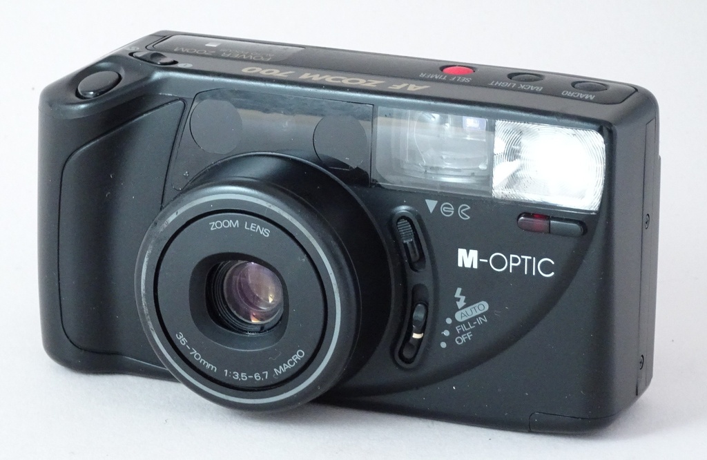 M-Optic AF Zoom 700